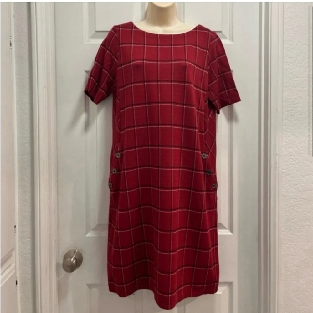 J. Jill Ponte Red Plaid Office Dress
Workwear Professional- Size SP - EUC - Picture 3 of 10